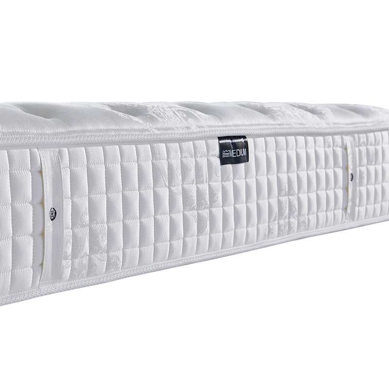 Classic White Hybrid Pocket Spring Mattress | Deluxe A