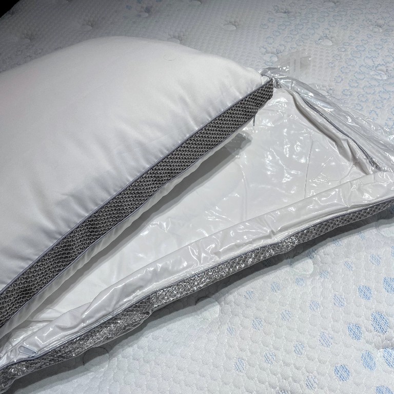 Vacuum Packed 4D Side Fabric Adjustable Hotel King Size Pillow | P02